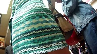 Busty porrfilm mogna kvinnor blond Blond Fesser blir brutalt knullad av en svart kille
