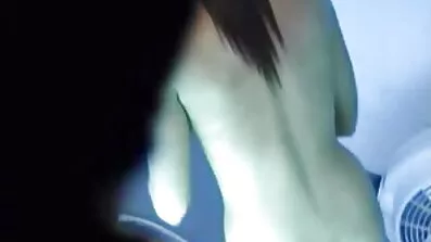 Tre grov har Anal Busty Nymfoman Britne Ambra mogenporrfilm