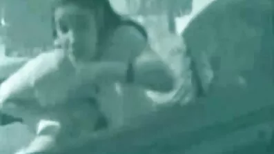 Asiatiska porrfilm mogna kvinnor knullad av en kille med en kåt gammal man