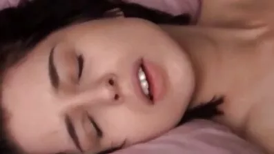 Två nymfer som sexslavar pleasuring privata porrfilm med mogna kvinnor önskemål