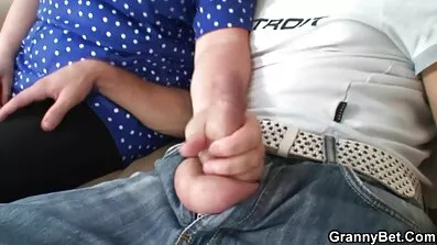 Bror knullad av sexfilm mogen en stor kuk Syster Brunett Fitta