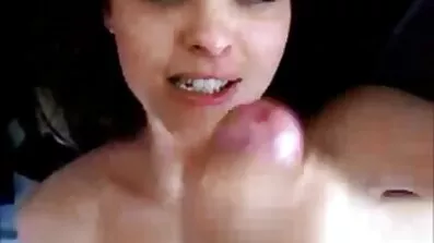 Gorgeous gratis porrfilm mogna damer blond är redo att knulla bra med två män