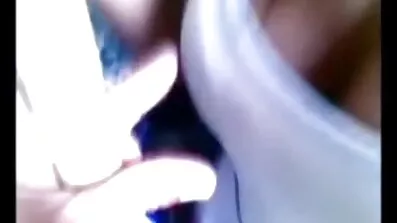 Se Slav Slav kryper på knä och har mogen porr att slicka hål älskarinna